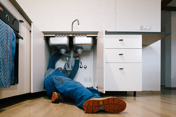Professional Leak Detection technician working in Willis Wharf, VA
